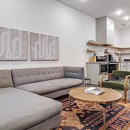 The Grove By Avantstay Stylish And Spacious Perfect For Groups Apartment Nashville