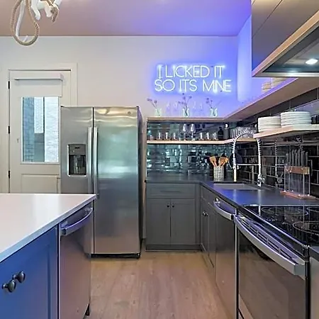 The Grove By Avantstay Stylish And Spacious Perfect For Groups Apartment