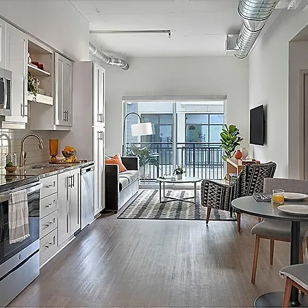 Sentral Sobro 4* Nashville