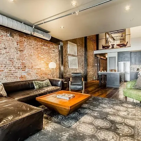 Tasteful Loft Nashville