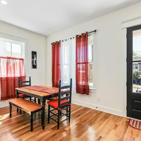 Germantown Gem On 5th