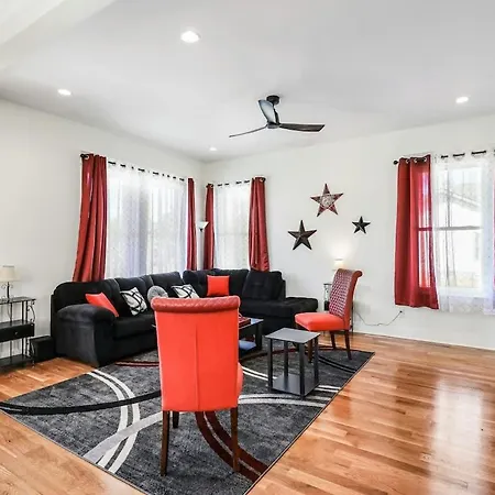 Germantown Gem On 5th Holiday home