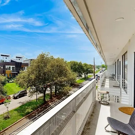Illume Penthouse Holiday home Nashville