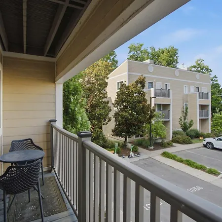 1062 Riverfront * Nashville