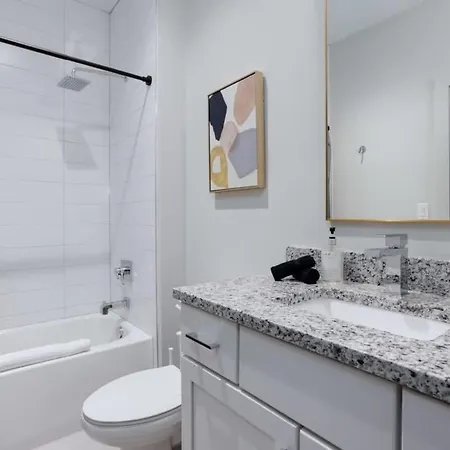 New East Oasis 13beds Roofdeck Free Parking * Nashville