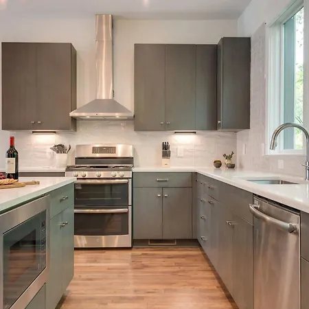 Downtown Luxury - 10 Beds & Free Parking Nashville