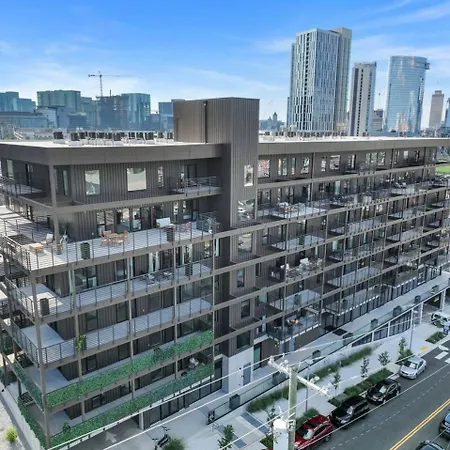 The Stage In Downtown W Pool/gym | Walk To Broadway Nashville