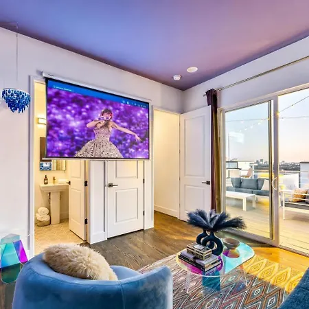 New Nash Eras - Rooftop Decks With Hot Tub - 15 Beds * Nashville