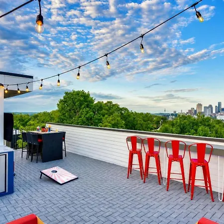 New Nashvegas Downtown Rooftop Views 13beds