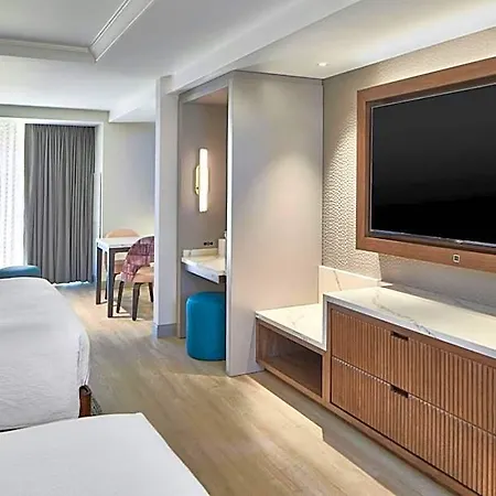 Hotel By Marriott Downtown/convention Center