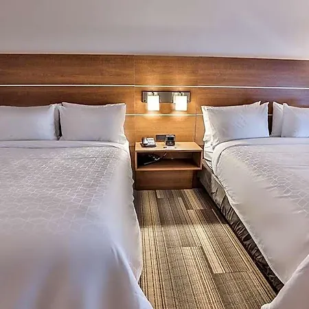 Hotel Express & - Metrocenter Downtown By Ihg