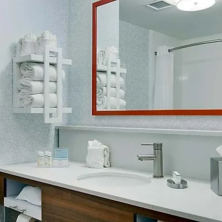 Hampton & By Hilton North Skyline 3* Nashville