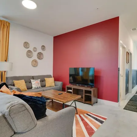 Spacious 2br Retreat, Near The Gulch *