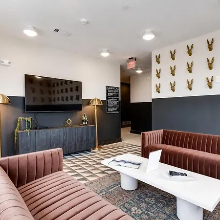 Floor Neo Suite, Walk To Broadway & Views Apartment Nashville