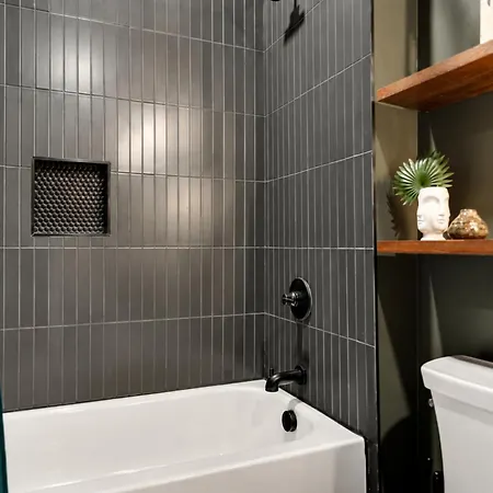 Floor Neo Suite, Walk To Broadway & Views Apartment Nashville