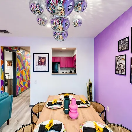 Apartment Chic Retreat, River Views And Vip Vibes *