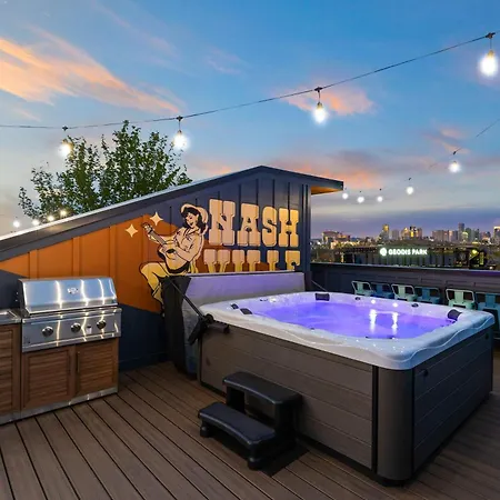 Rooftop Deck Hot Tub Game Downtown Nashville