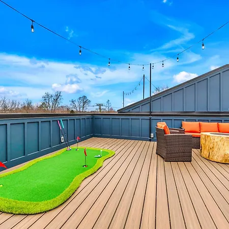 Holiday home Rooftop Hot Tub Game Barrel Sauna