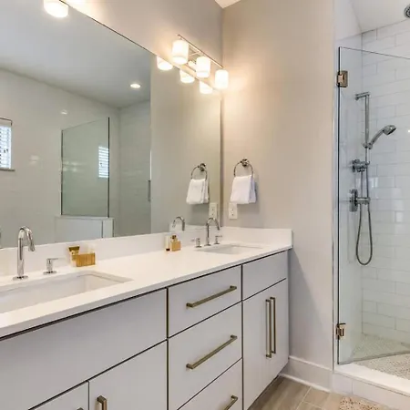 Holiday home Gorgeous 2miles To Lower Broadway Nashville