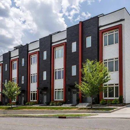 Skyline Serenity Spacious Retreat * Nashville