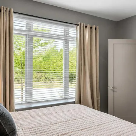 Holiday home Skyline Serenity Spacious Retreat