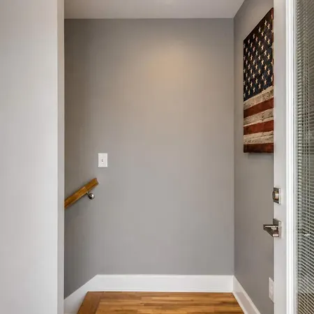 Skyline Serenity Spacious Retreat Nashville