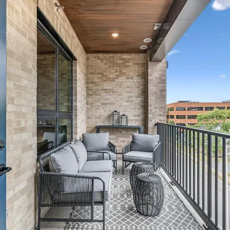 The Smokeshow On Music Row Near Broadway In Downtown Nashville- Pool, Gym, Patio Holiday home *