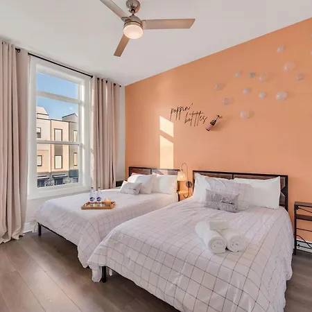 Brand New Views Karaoke Near Downtown Nashville