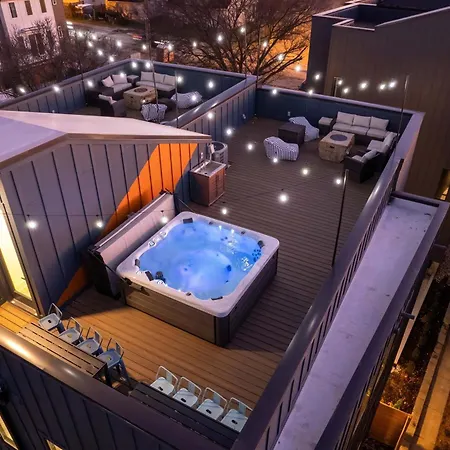 4 Rooftop Decks 4 Hot Tubs Game & Sauna *