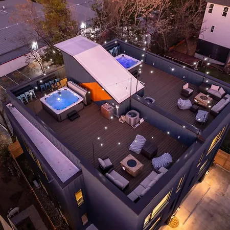 4 Rooftop Decks 4 Hot Tubs Game & Sauna Nashville
