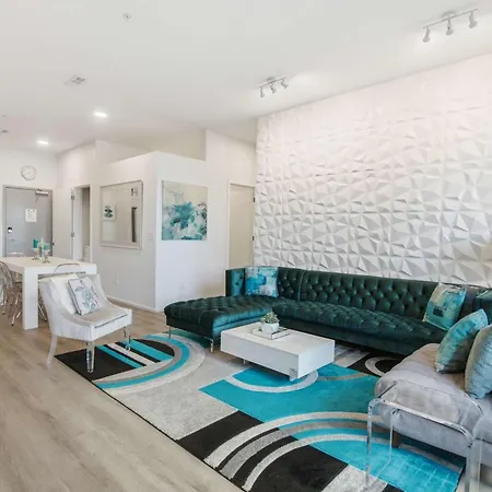 Holiday home Illume 108