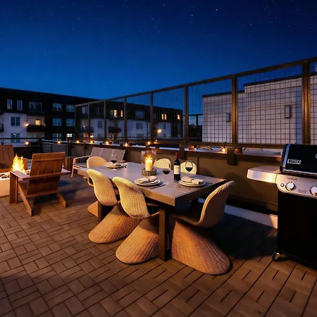 Rooftop Fire Pit & Skyline Views Near Broadway * Nashville