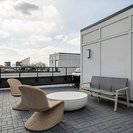 Holiday home Rooftop Hot Tub & Skyline Views Near Broadway Nashville