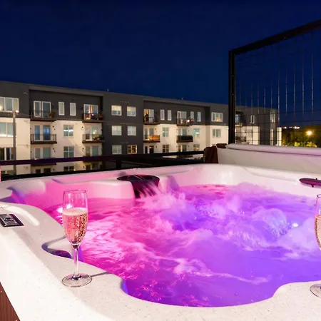 Two Luxury Homes Hot Tub Fire Pit Views *