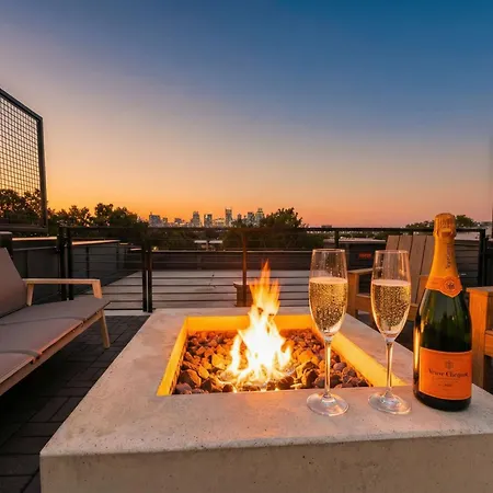 Holiday home Luxe 4br With Fire Pit Grill And Views *