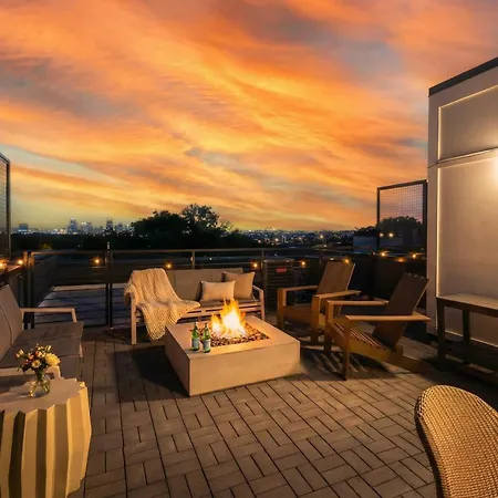 Luxe 4br With Fire Pit Grill And Views Holiday home Nashville