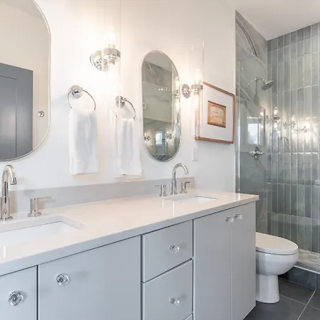 Luxe Group With Hot Tub & Rooftop Lounge * Nashville