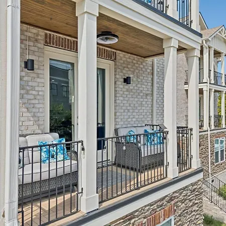 Holiday home Friends In Skyline Places, 10 Min To Broadway, Perfect For Groups