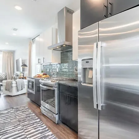 Luxe 4br With Fire Pit Grill And Views Nashville