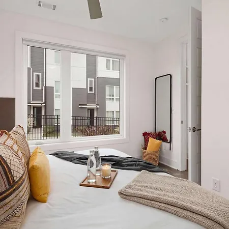 King 3br Retreat & 2-car Garage East * Nashville