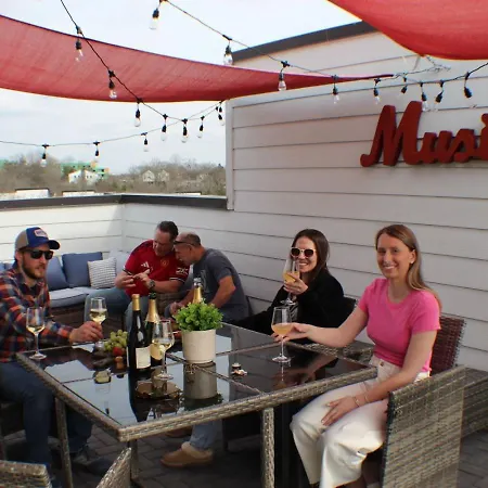 Rooftop Fire Pit + River Views 4br Sleeps 12 *