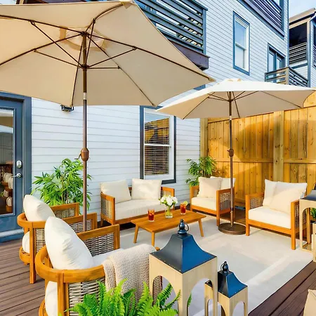 Holiday home Private Pool Game Compound Minutes To Broadway *