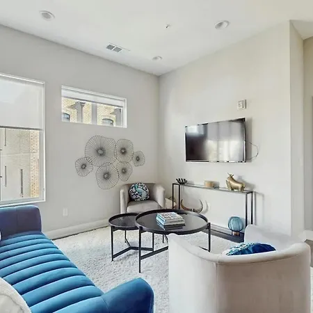 Holiday home Downtown West End Retreat Near Broadway Nashville