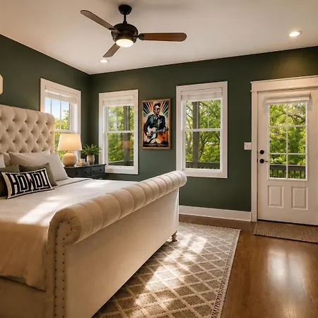 12 South Treehouse - Steps To 12 South Shopping & Entertainment * Nashville
