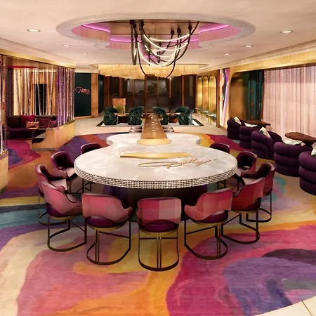 Dolly Parton's Songteller Hotel