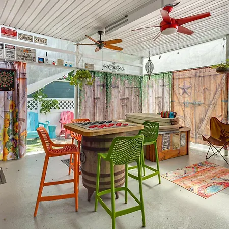 Holiday home 'nashvegas Getaway' W/ Hot Tub Near Broadway Nashville