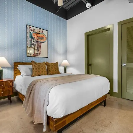 Elegant 1br Near Airport & Downtown *