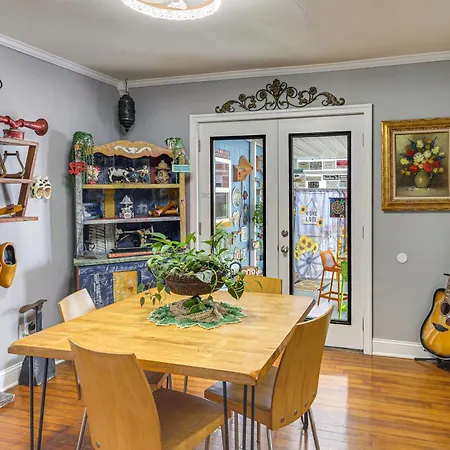 Holiday home 'nashvegas Getaway' W/ Hot Tub Near Broadway Nashville