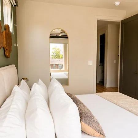 Modern Comfort | Secure + Pool & Sauna Holiday home *