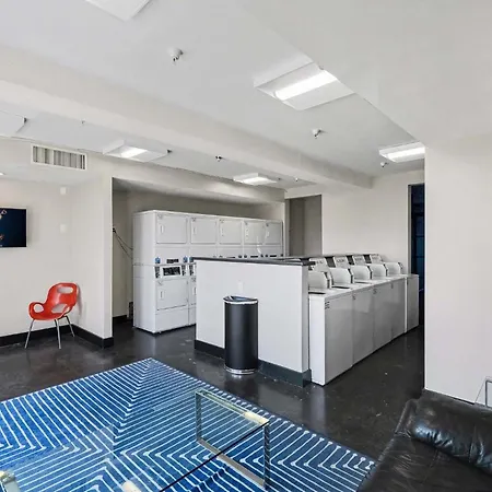 Flow - Pool - River Views - Mins To Broadway Holiday home Nashville